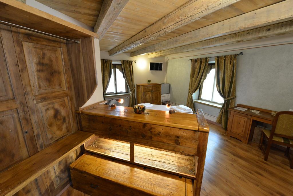 Vecchio Mulino Guest House Aosta Ngoại thất bức ảnh